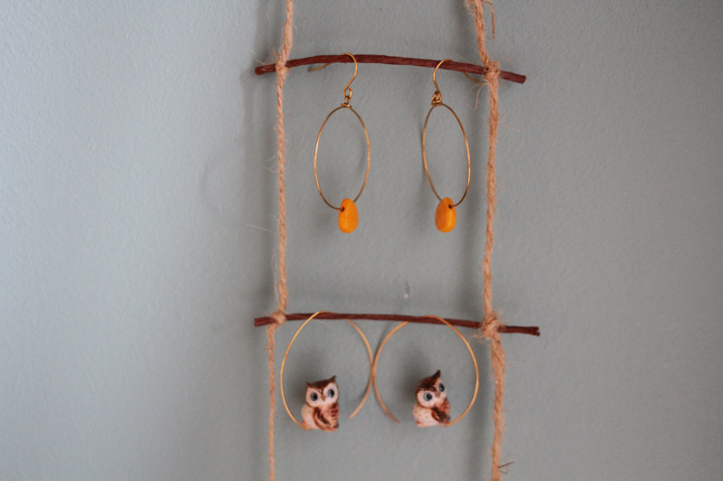 DIY : porte boucle d’oreilles facile